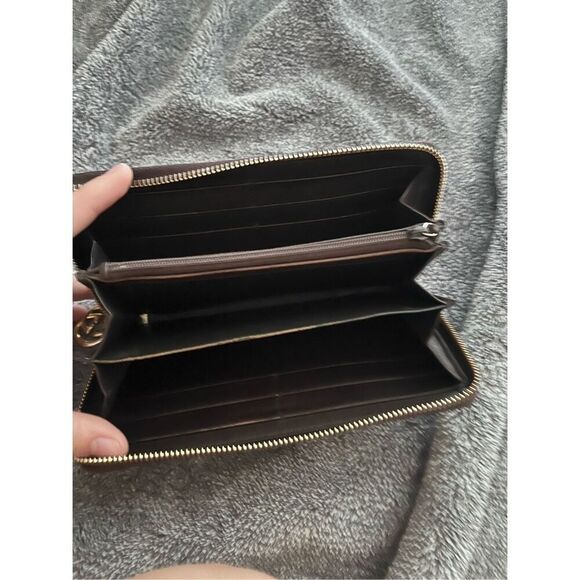 Gucci Guccissima Brown Ziparound Wallet - Picture 4 of 7